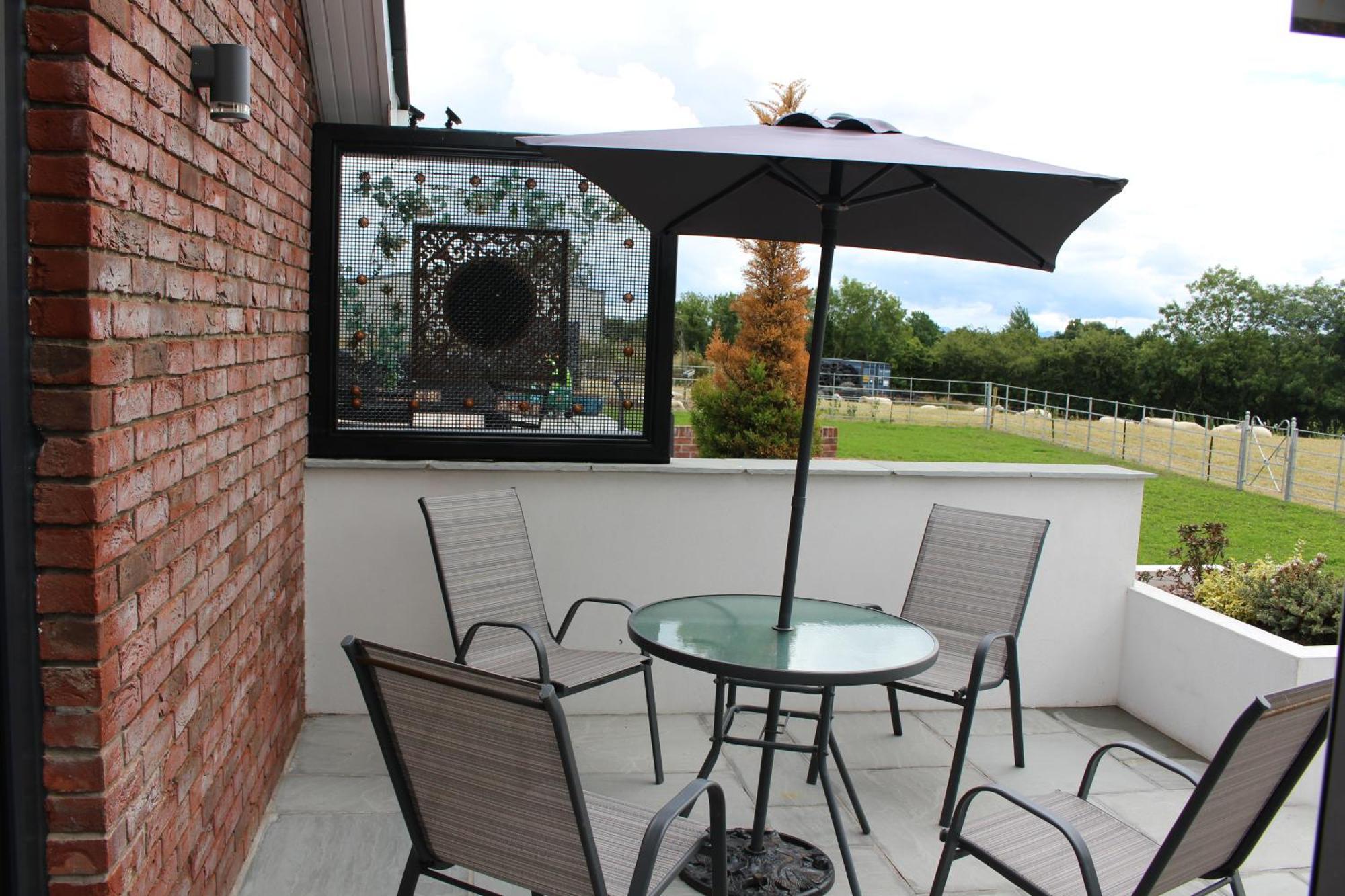 Contemporary Countryside Home Dromore  ภายนอก รูปภาพ